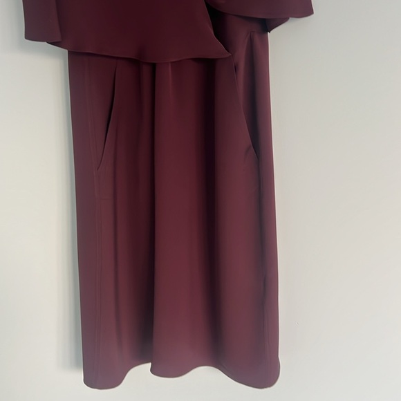 Theory double layer dress with pockets. - Picture 3 of 9